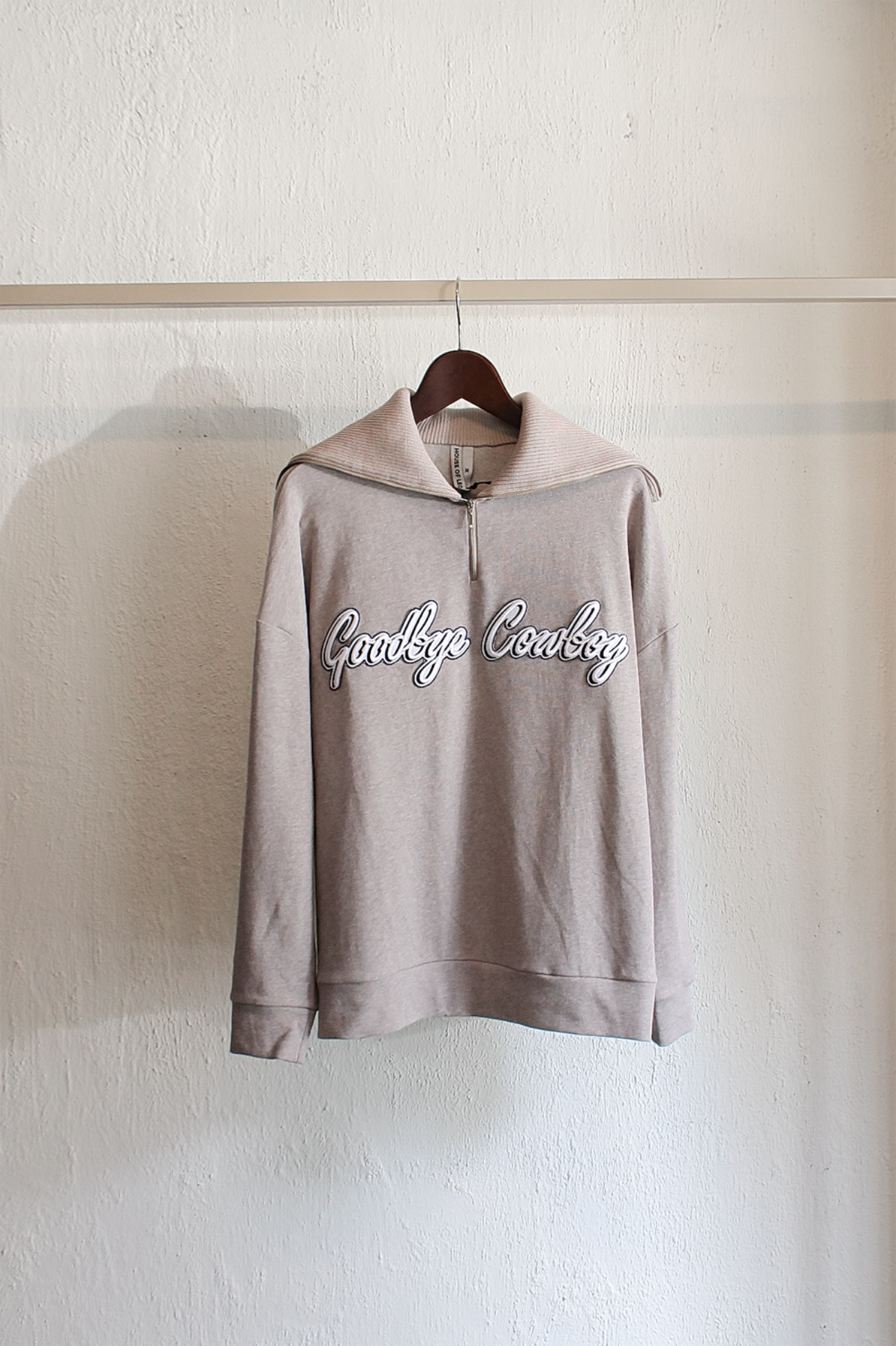[HOUSE OF LEO] Goodbye Cowboy Embroidered Sweat Shirt