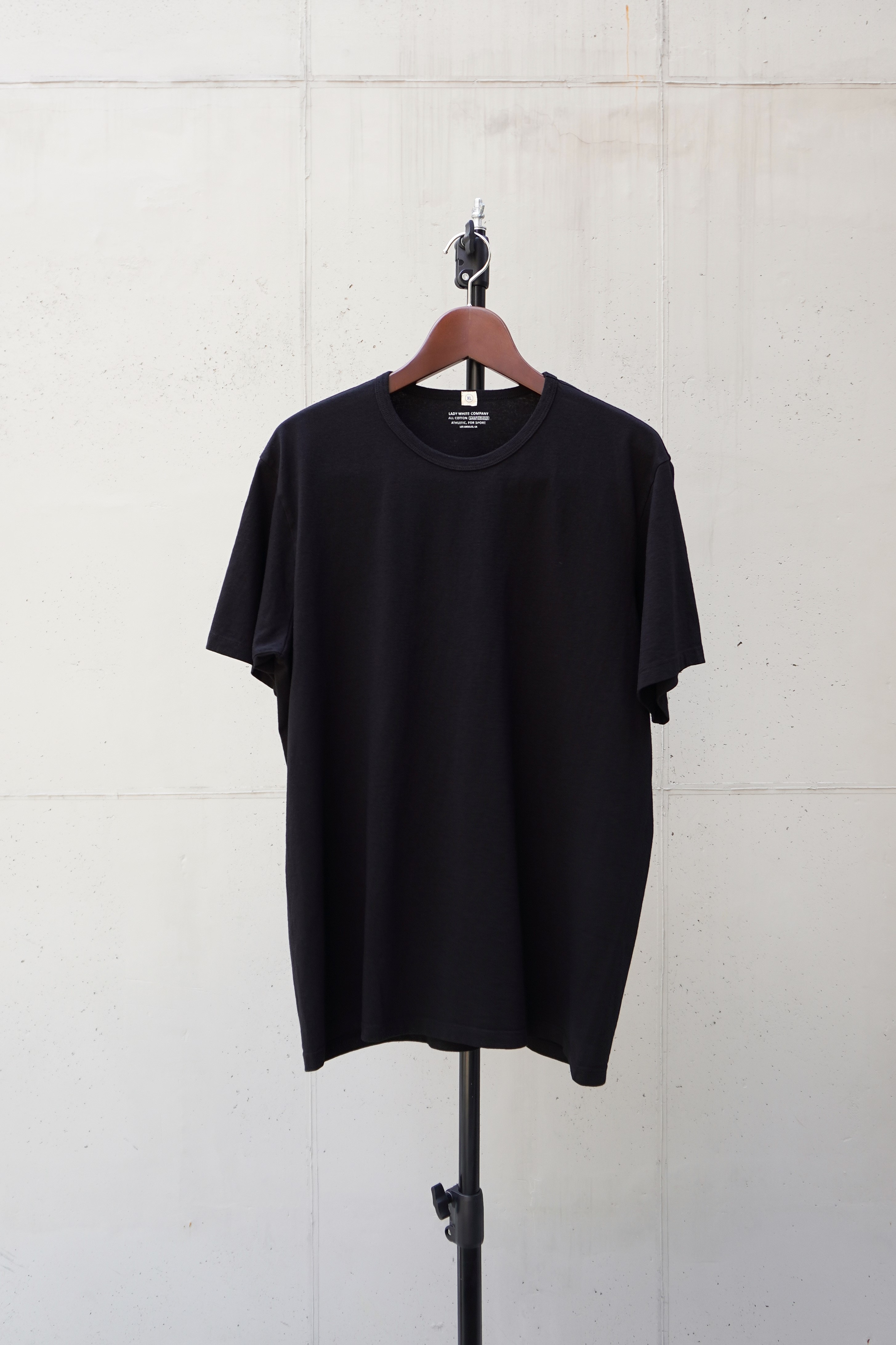 [LADY WHITE CO.] Our T-Shirt 2 Pack - House Black