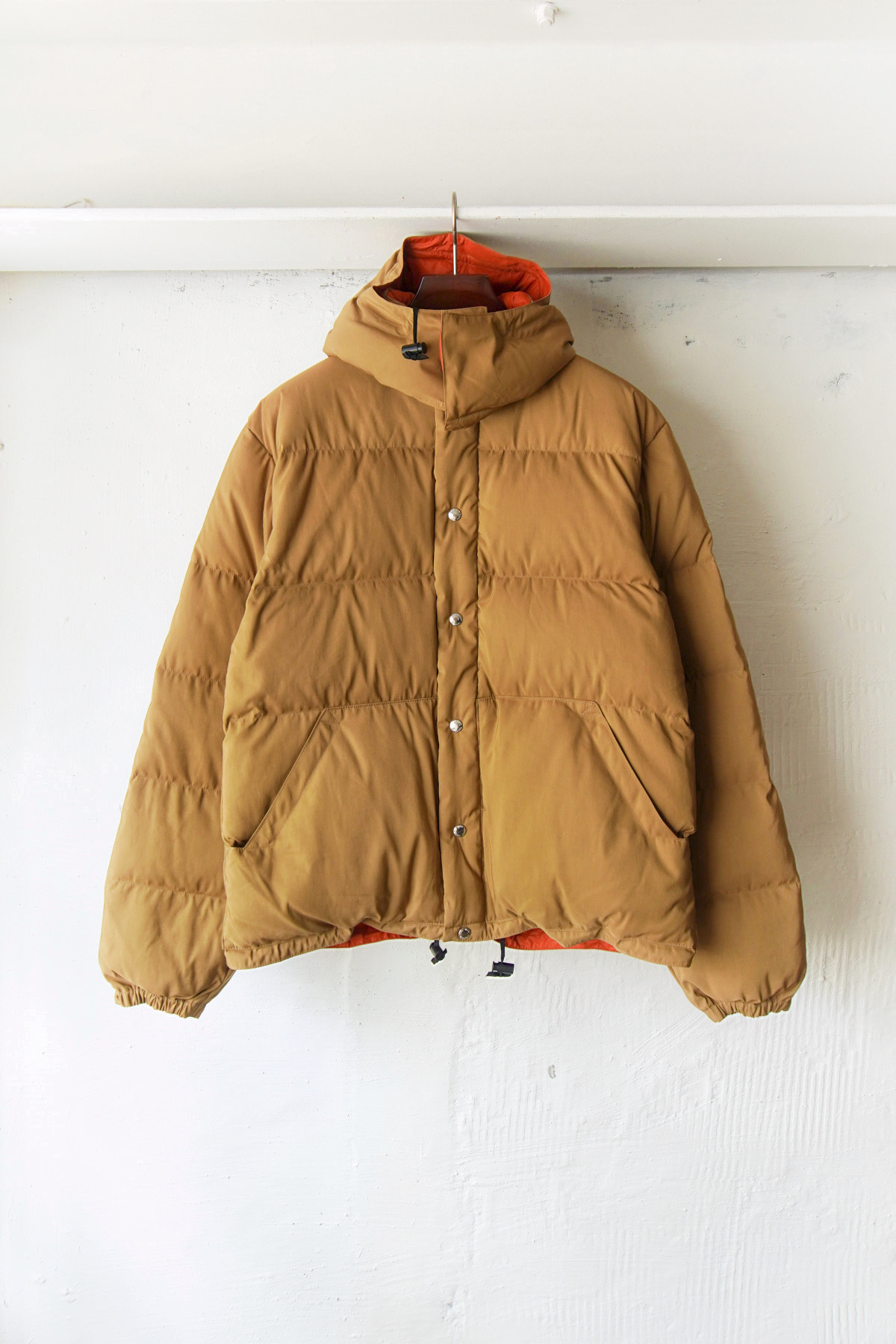 [CRESCENT DOWN WORKS] Down Sweater - Tan &amp; Rust