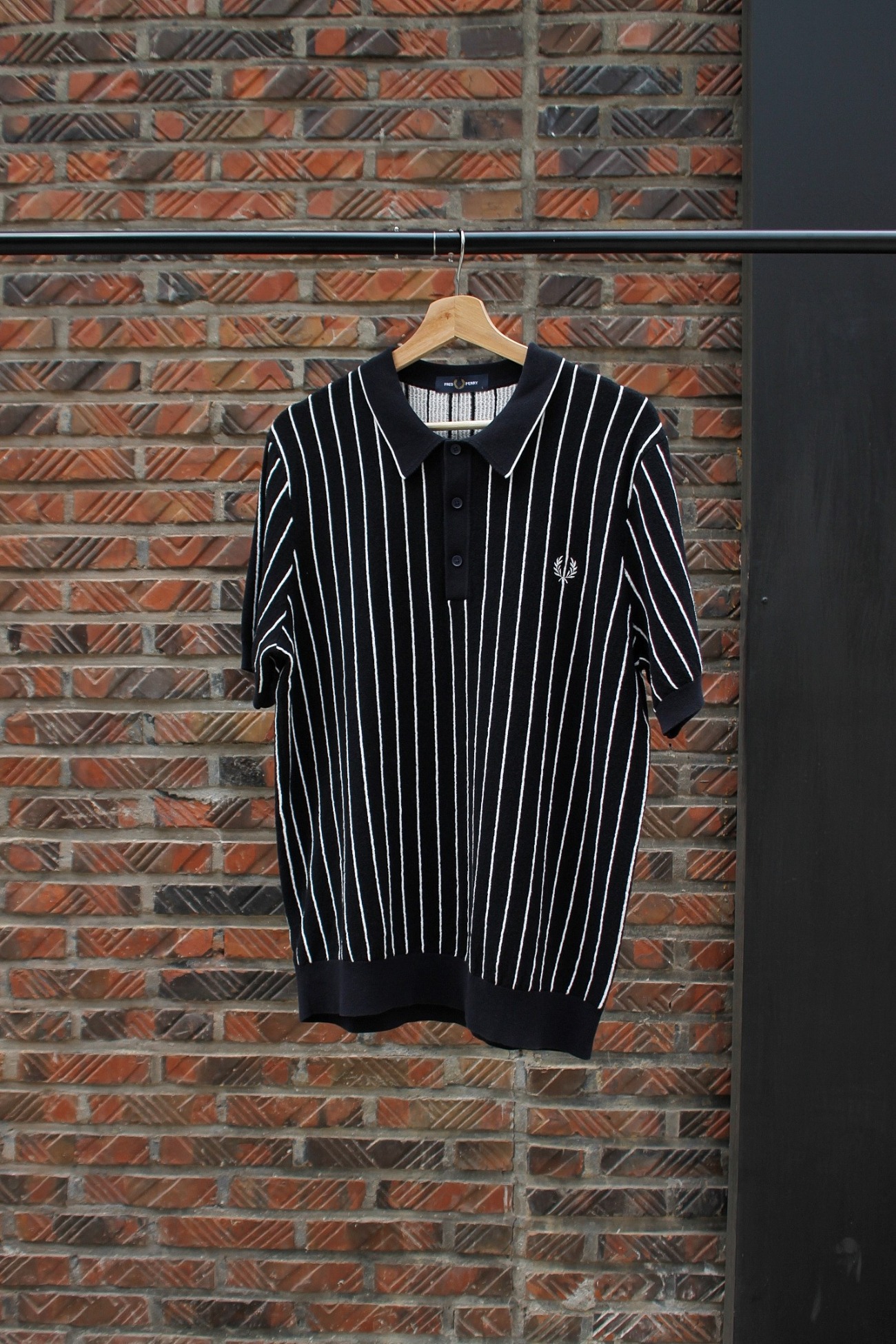 [FRED PERRY] Stripe Knitted Shirt - Navy