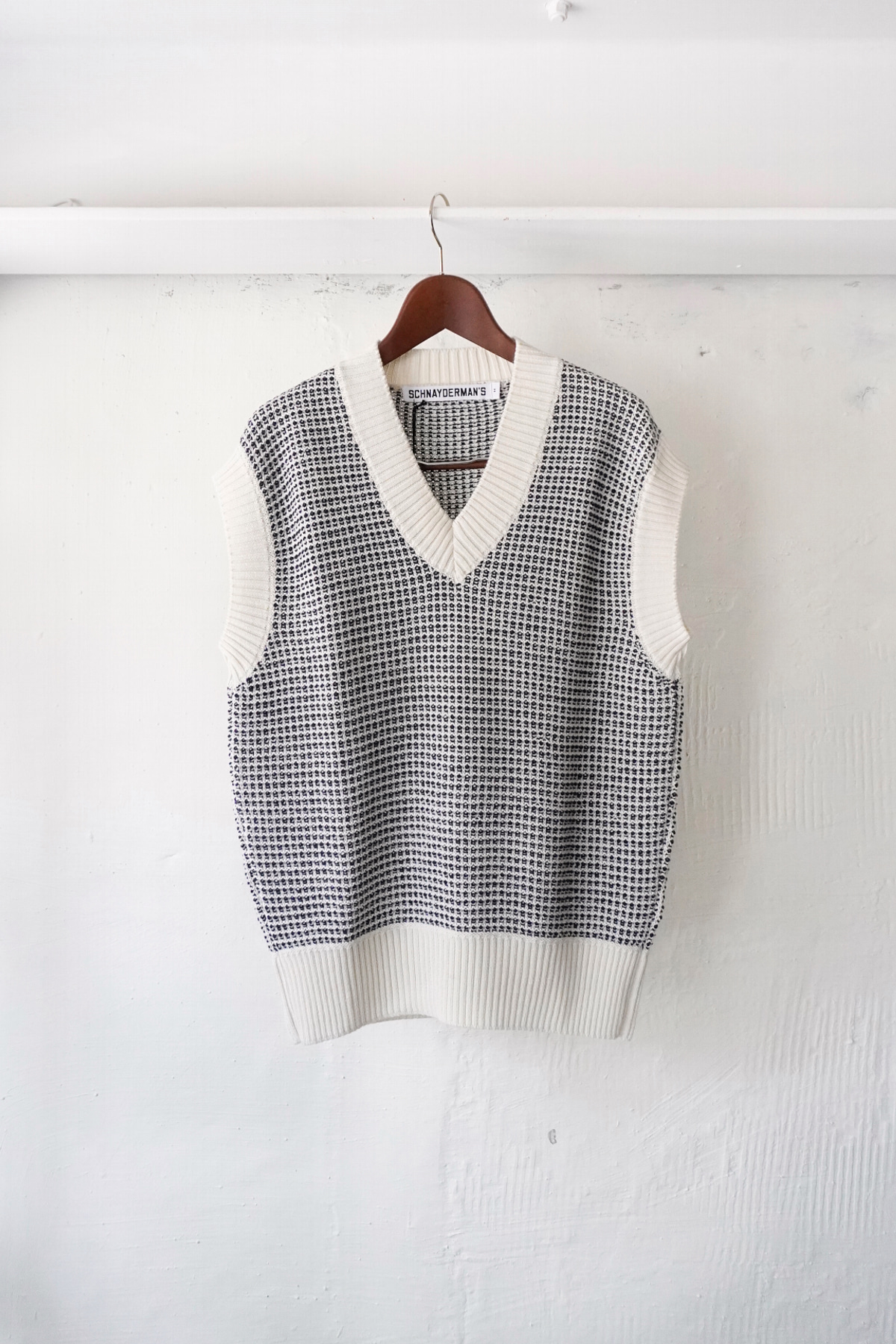 [SCHNAYDERMAN&#039;S] Vest Wool Blend Check – White and Blue