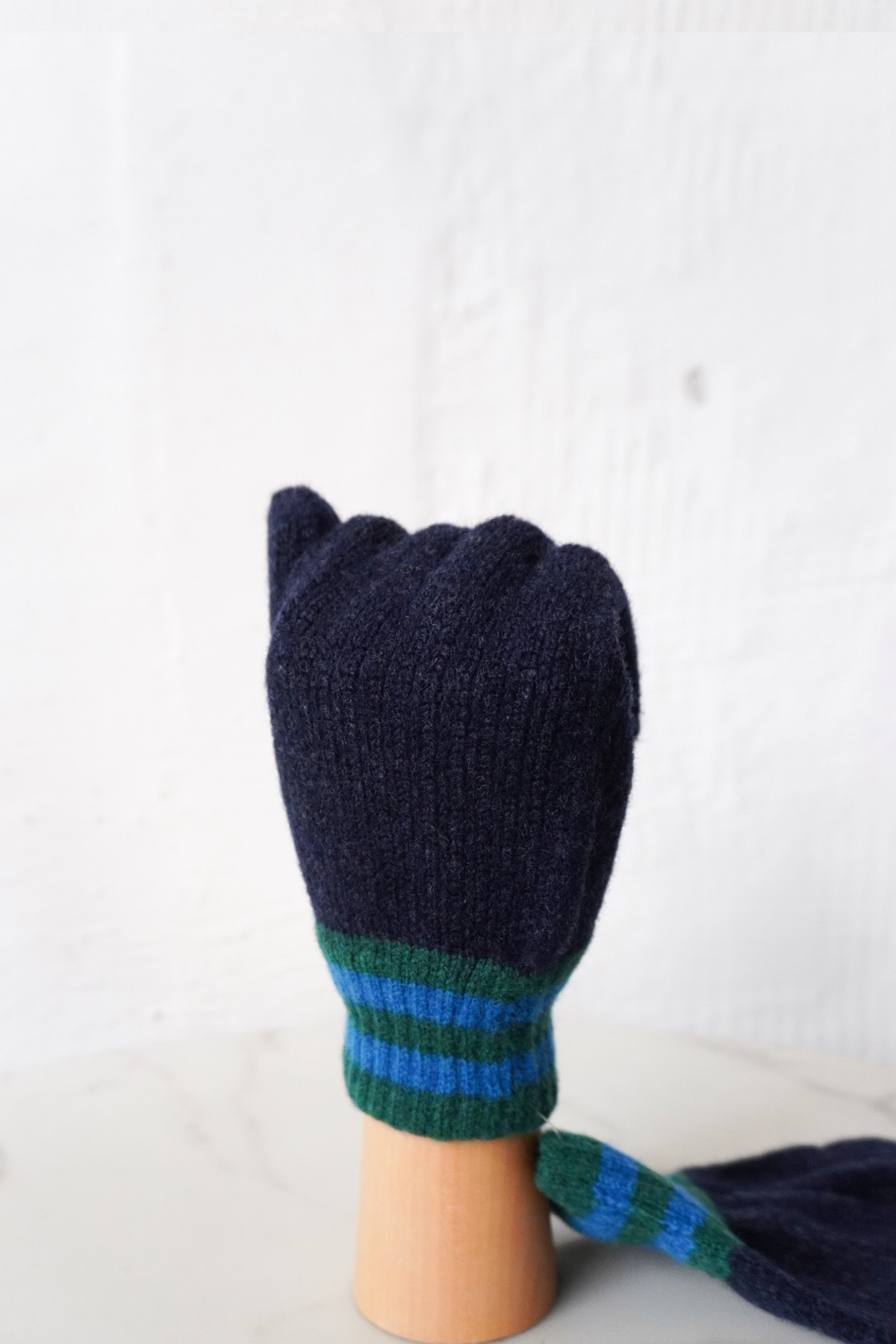[HOWLIN&#039;] Love Gloves - Navy